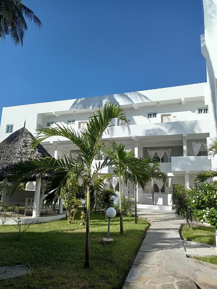 watamu ascot hotel