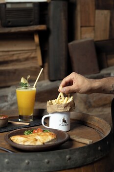 hotel y restaurant dona rode