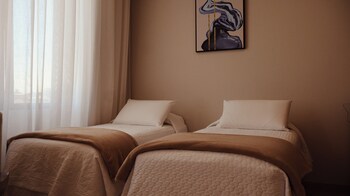 hotel maywa