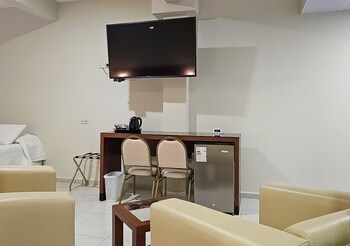 hotel maywa