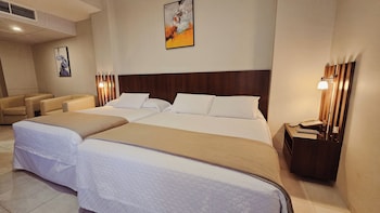 hotel maywa