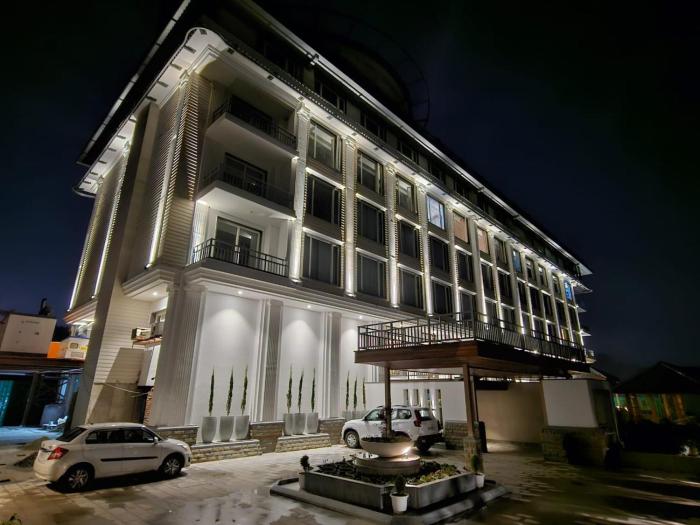 hotel greenberry narkanda