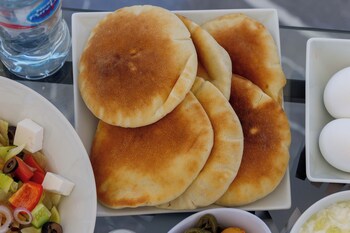 pyramids sunshine view