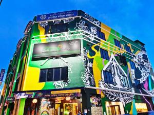salaam suites hotel