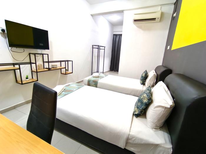 salaam suites hotel