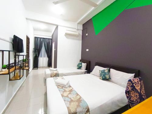 salaam suites hotel