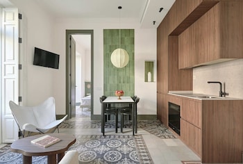 u sense granada gran via