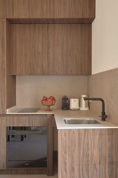 u sense granada gran via