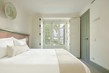 u sense granada gran via