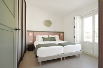 u sense granada gran via