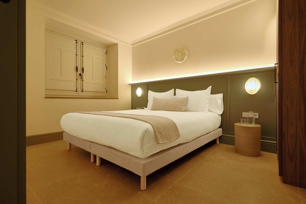 u sense granada gran via