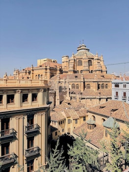 u sense granada gran via