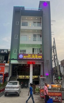 Hotel Arab Inn,,2 star