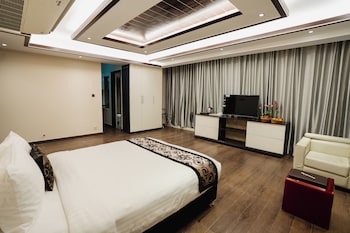 royal residence dhaka