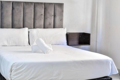 bayside suites hotel