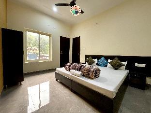 Rudram Aura X One Light Stays,,2 star