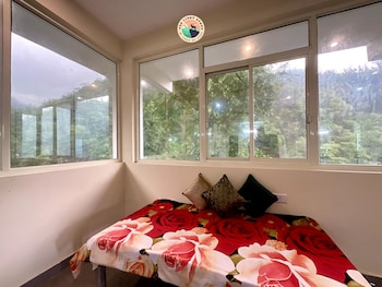 rudram aura x one light stays