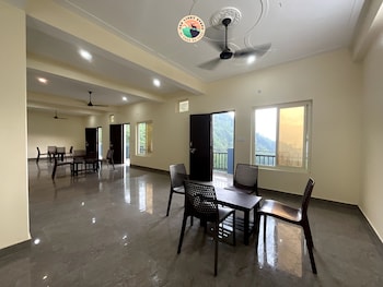 rudram aura x one light stays