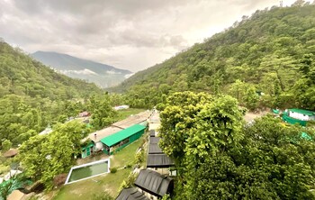 rudram aura x one light stays