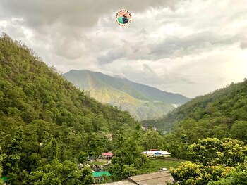 rudram aura x one light stays