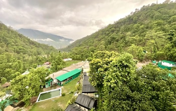 rudram aura x one light stays