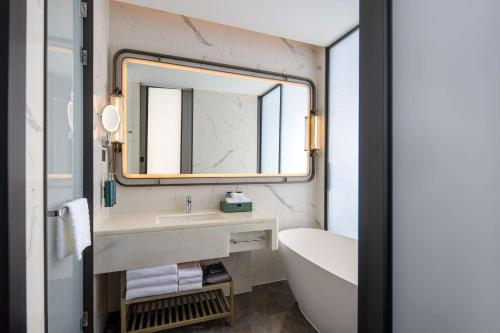 doubletree by hilton guangan