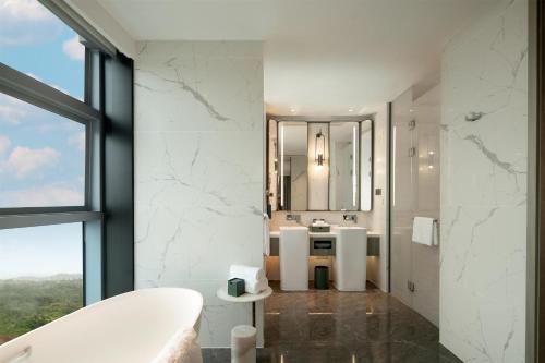 doubletree by hilton guangan