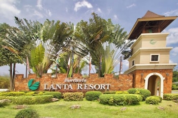 apartel at lanta resort
