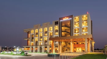 hotel kaushal regency pure veg