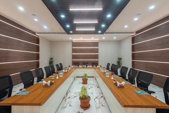 hotel kaushal regency pure veg