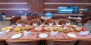 hotel kaushal regency pure veg