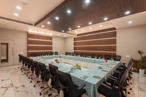 hotel kaushal regency pure veg