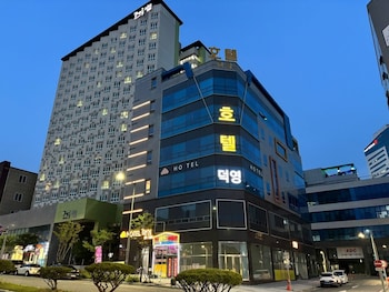 hotel deokyeong