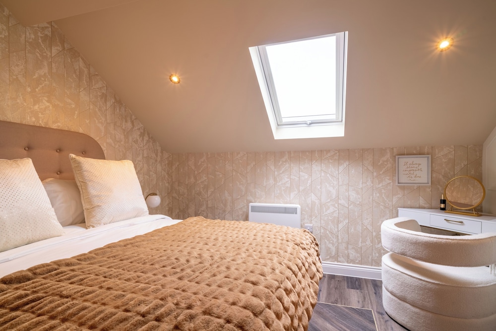 howfield hotel