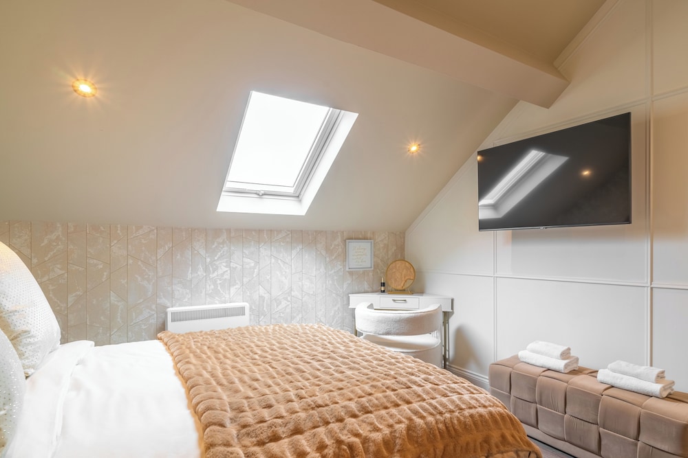 howfield hotel