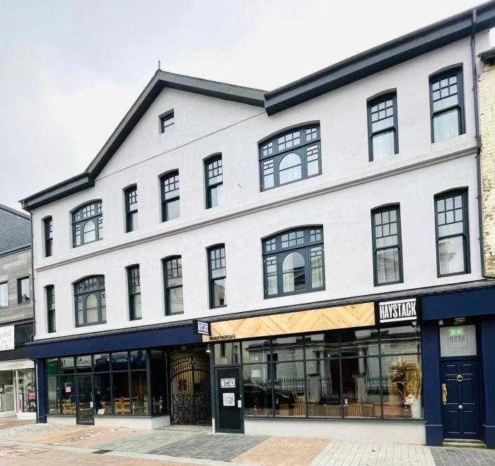 howfield hotel