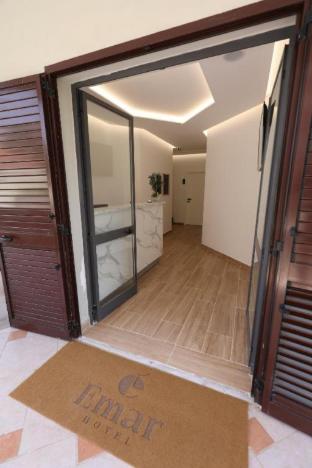 emar hotel