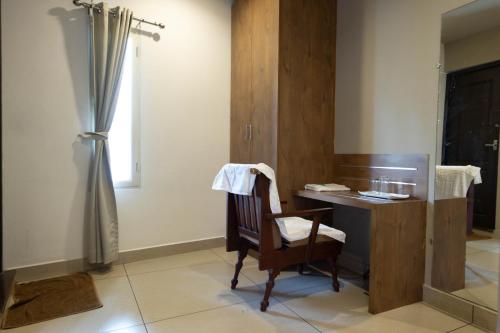 aryaas residency nettoor