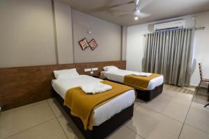 aryaas residency nettoor