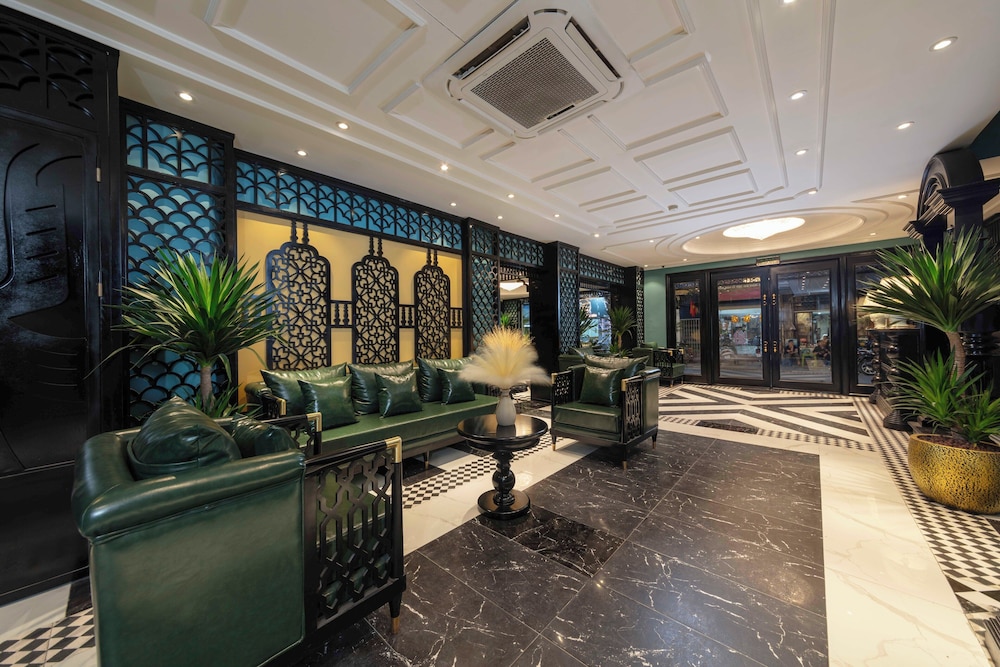 madelise central grand hotel