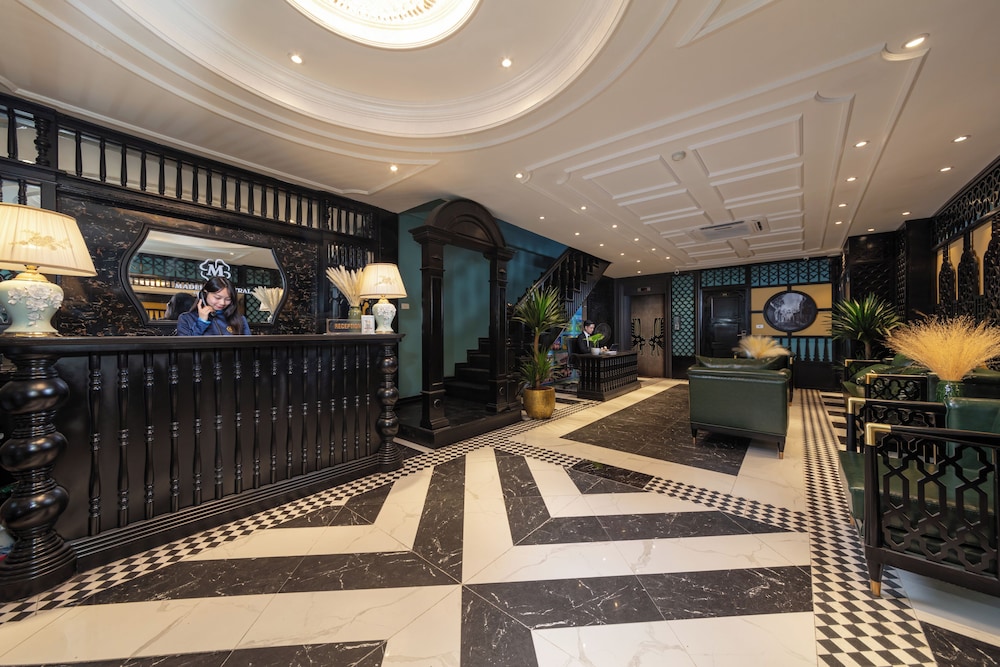 madelise central grand hotel