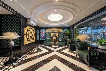 madelise central grand hotel