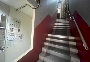 Oyo 91020 59 Hotel,,2 star