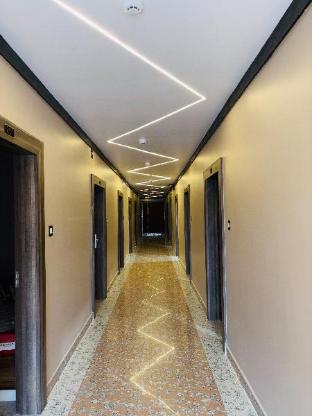 Hotel Prince Nayagarh,,2 star