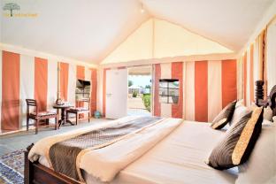 golden sand resort camp swimming pool