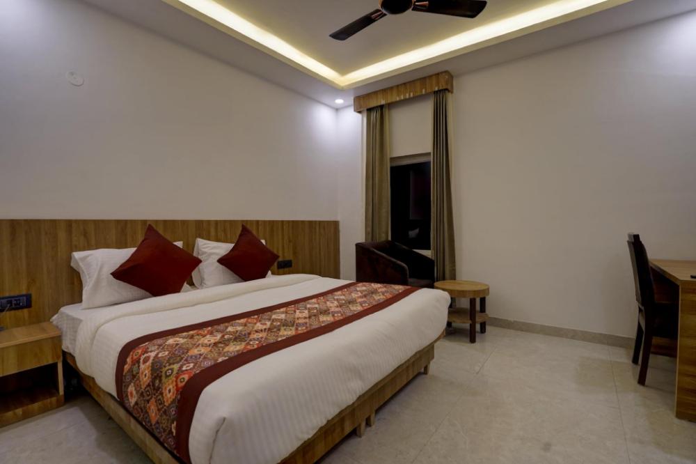 grand address hotel and banquet