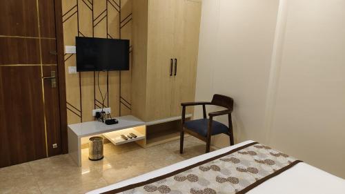 hotel suvarnam residency