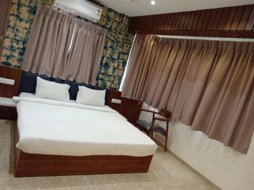 hotel suvarnam residency
