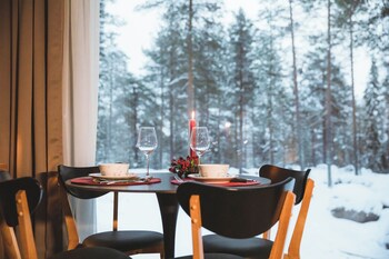 invisible forest lodge