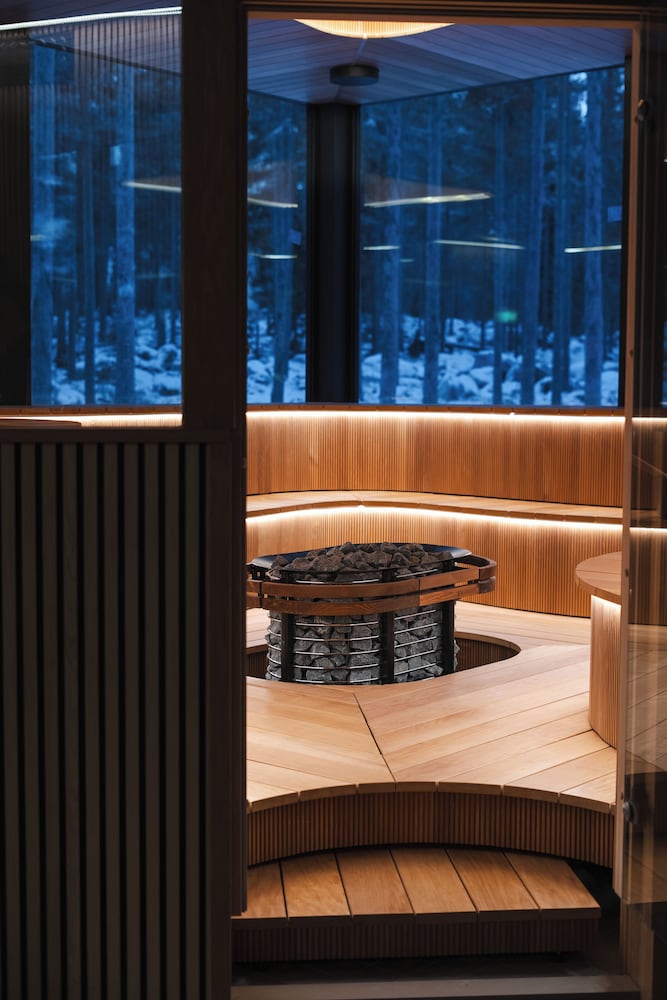 invisible forest lodge